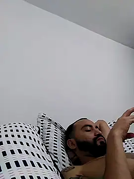Snapshot of Juandiam chatting on 06-08-26, 03:56 Juandiam online show from 06-08-26, 03:56