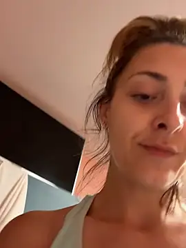 SwissKatyAndy online show from 07-18-26, 04:15