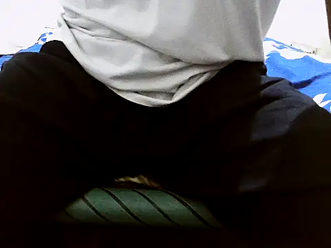 Snapshot of sexyguy1231 chatting on 04-22-26, 06:58 sexyguy1231 online show from 04-22-26, 06:58