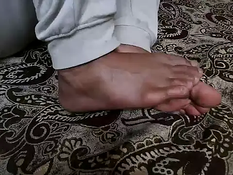 sexyguy1231 online show from 02-11-26, 08:25