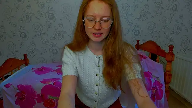 Snapshot of Fire_Luna chatting on 04-29-26, 11:47 Fire Luna online show from 04-29-26, 11:47