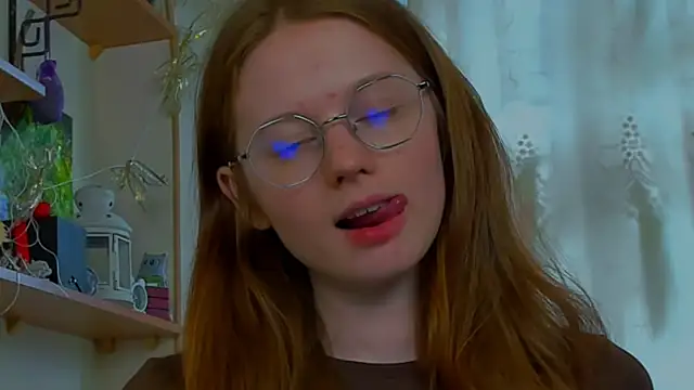 Fire Luna online show from 03-26-26, 09:18