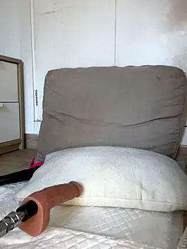 AlaskaLover online show from 10-25-25, 09:08