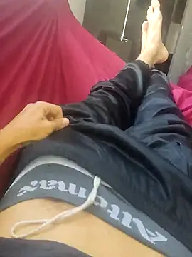 Snapshot of Juliano69xv chatting on 03-12-25, 12:47 Juliano69xv online show from 03-12-25, 12:47