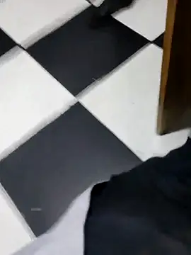 Snapshot of Juliano69xv chatting on 02-12-26, 08:03 Juliano69xv online show from 02-12-26, 08:03