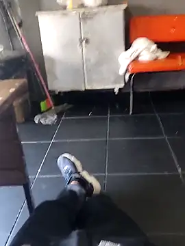 Snapshot of Juliano69xv chatting on 10-11-25, 07:59 Juliano69xv online show from 10-11-25, 07:59