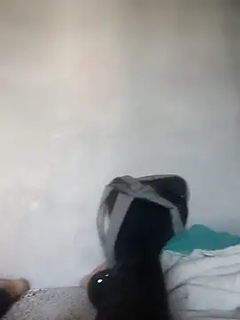 Snapshot of Juliano69xv chatting on 03-10-25, 01:43 Juliano69xv online show from 03-10-25, 01:43