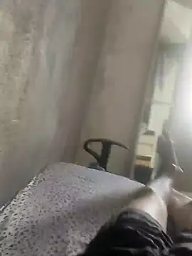 Snapshot of Juliano69xv chatting on 02-08-25, 01:22 Juliano69xv online show from 02-08-25, 01:22