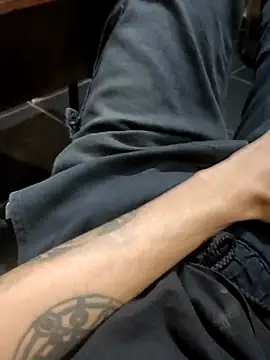 Juliano69xv online show from 11-16-25, 10:35