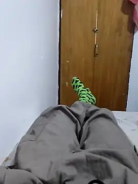 Juliano69xv online show from 04-17-26, 04:21