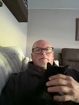 Snapshot of wildrocket02 chatting on 05-08-26, 12:42 wildrocket02 online show from 05-08-26, 12:42