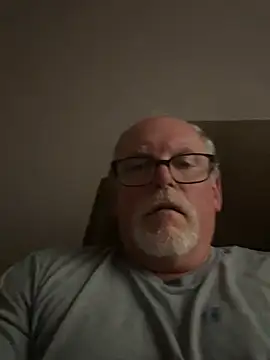 Snapshot of wildrocket02 chatting on 05-19-26, 01:56 wildrocket02 online show from 05-19-26, 01:56