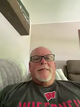 Snapshot of wildrocket02 chatting on 05-29-26, 03:51 wildrocket02 online show from 05-29-26, 03:51