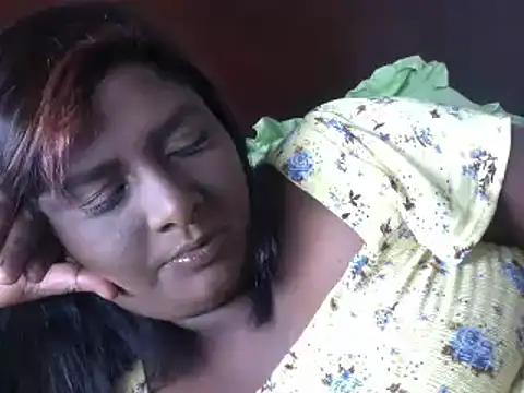 Snapshot of INDIANSIN2 chatting on 01-08-25, 05:15 INDIANSIN2 online show from 01-08-25, 05:15