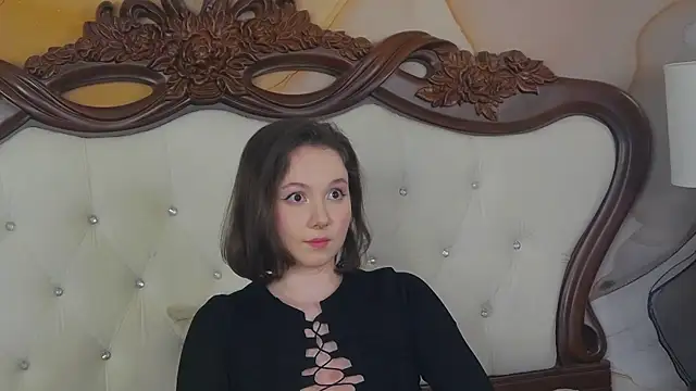 Snapshot of IreneRaye chatting on 03-18-25, 11:33 IreneRaye online show from 03-18-25, 11:33