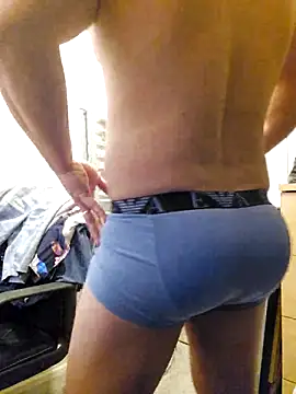 Snapshot of massivemax chatting on 11-07-25, 09:36 massivemax online show from 11-07-25, 09:36