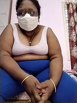 Snapshot of Pushpavathi_78 chatting on 02-19-26, 10:01 Pushpavathi 78 online show from 02-19-26, 10:01