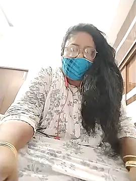 Pushpavathi 78 online show from 12-20-25, 04:32