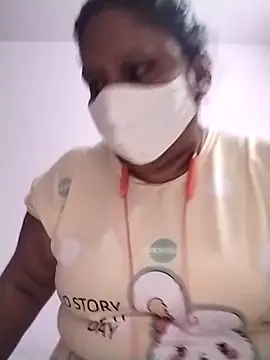 Snapshot of Pushpavathi_78 chatting on 03-02-26, 01:18 Pushpavathi 78 online show from 03-02-26, 01:18