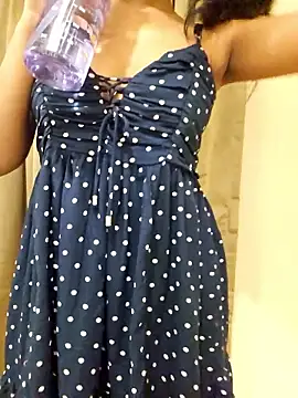 Tanisha789 online show from 10-07-25, 07:37