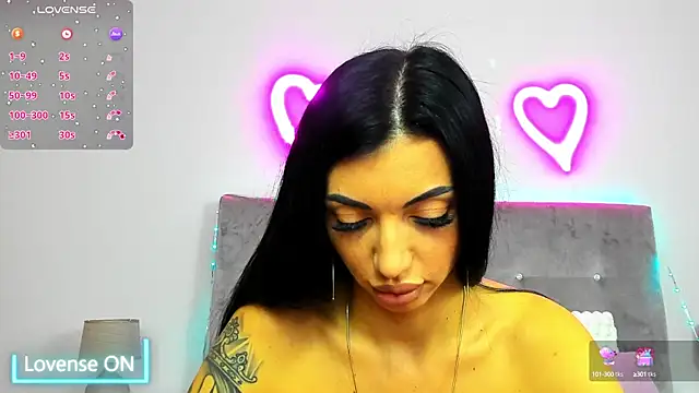 kayladiamond  online show from 10-22-25, 05:07