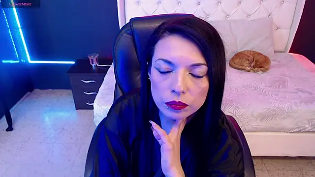 Danielle-Smithh online show from 02-11-25, 06:51