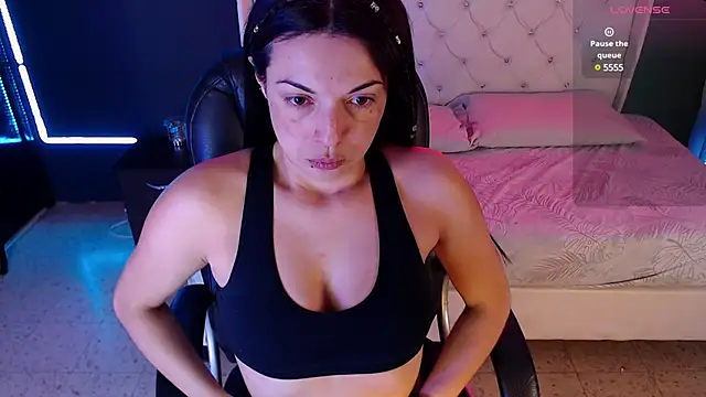 Danielle-Smithh online show from 02-21-25, 08:05