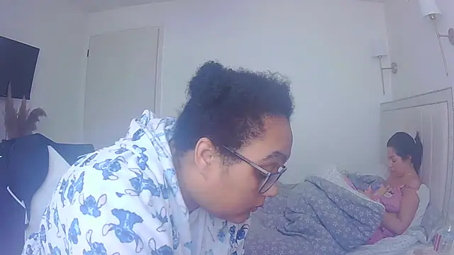 vanilla chocolate23 online show from 04-07-26, 09:33