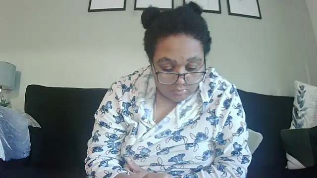 vanilla chocolate23 online show from 10-24-25, 08:13