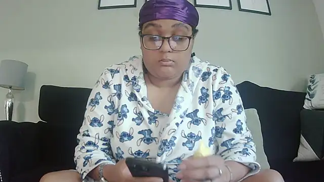 Snapshot of vanilla_chocolate23 chatting on 10-06-25, 08:04 vanilla chocolate23 online show from 10-06-25, 08:04