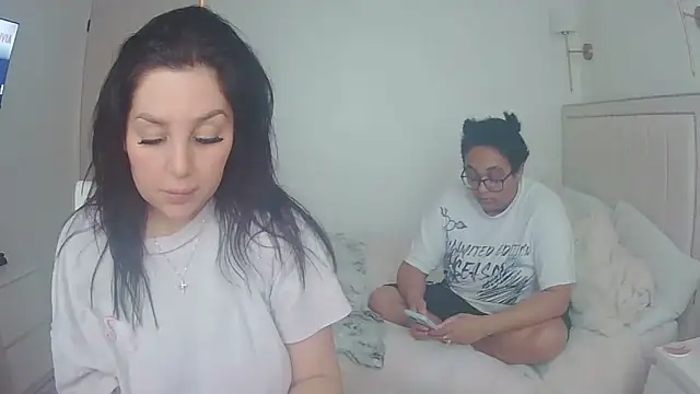 vanilla chocolate23 online show from 03-09-26, 09:35