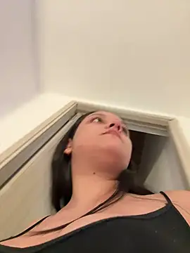 kenndall 21 online show from 02-12-26, 02:33