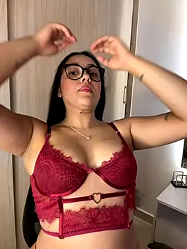 kenndall 21 online show from 10-26-25, 02:23