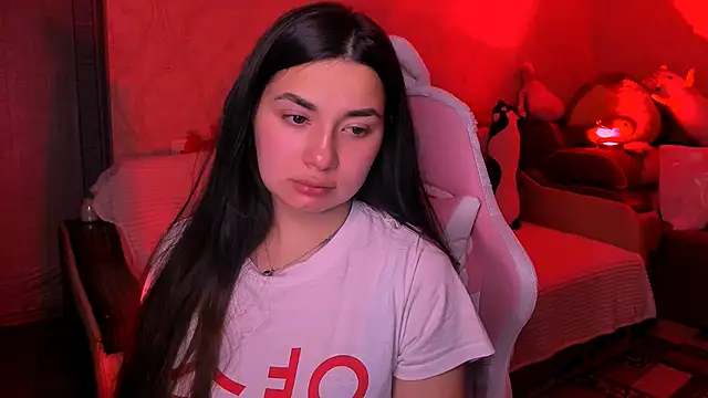 Swee Alicee online show from 12-22-25, 06:52