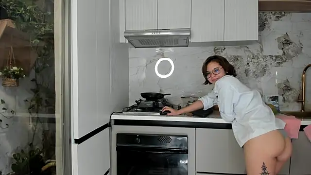 Hellen coy online show from 02-09-25, 06:47