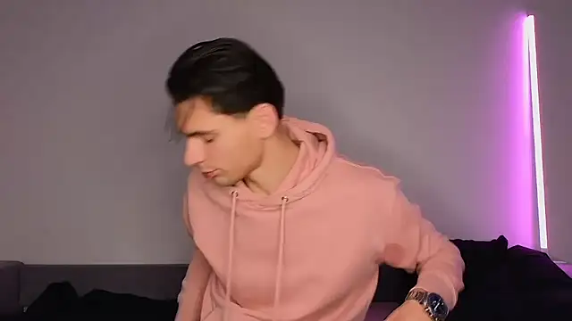 denlover1 online show from 01-12-26, 07:15