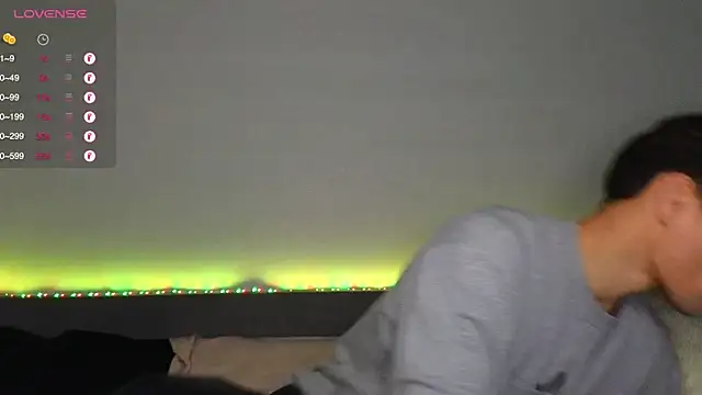 denlover1 online show from 10-28-25, 08:35