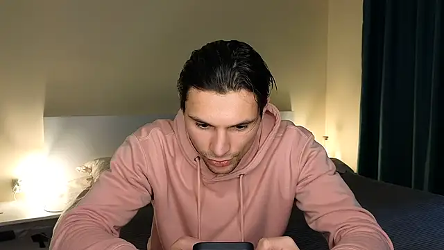 denlover1 online show from 04-04-26, 03:29