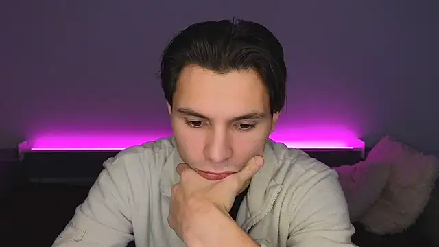 denlover1 online show from 02-09-26, 10:57