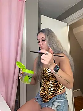 Snapshot of lexybabyxo chatting on 06-04-26, 11:48 lexybabyxo online show from 06-04-26, 11:48