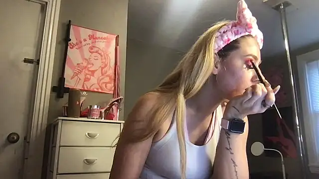 Snapshot of lexybabyxo chatting on 01-06-26, 01:26 lexybabyxo online show from 01-06-26, 01:26