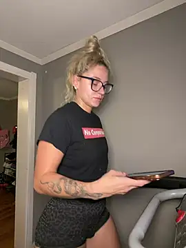 Snapshot of lexybabyxo chatting on 07-21-26, 10:49 lexybabyxo online show from 07-21-26, 10:49