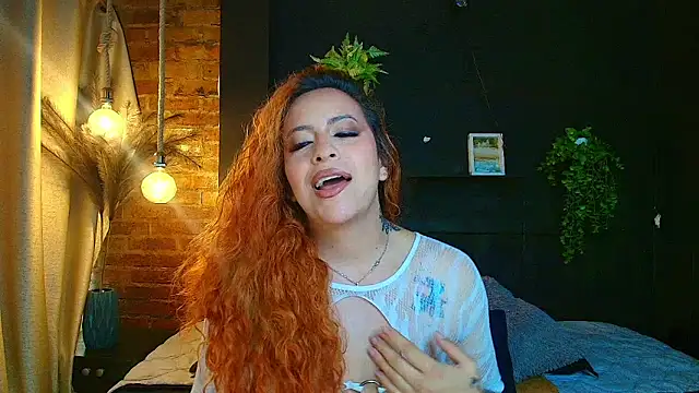Snapshot of sahra_taylor_ chatting on 06-10-26, 02:18 sahra taylor online show from 06-10-26, 02:18