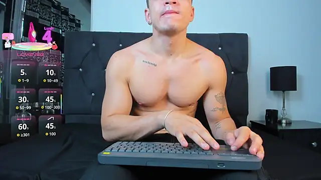 Angel Cuervo online show from 03-31-26, 12:40