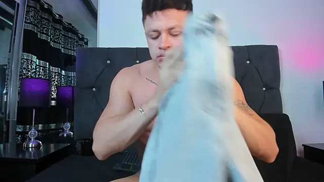 Angel Cuervo online show from 02-05-26, 12:45