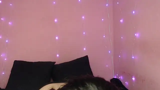 Snapshot of Valery_Collins18 chatting on 12-11-24, 08:07 Valery Collins18 online show from 12-11-24, 08:07