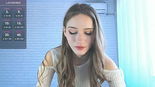 Snapshot of candyboofairy chatting on 01-10-25, 09:13 candyboofairy online show from 01-10-25, 09:13