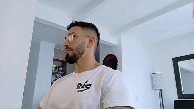 tony muscle online show from 03-01-26, 07:03