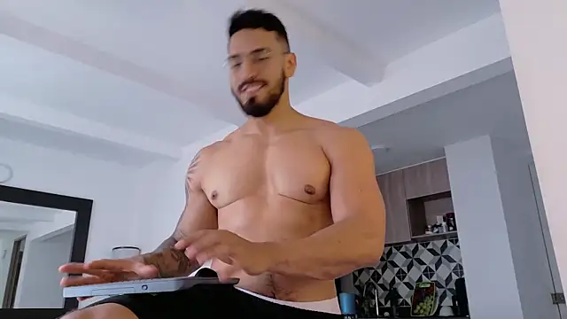 tony muscle online show from 11-26-25, 08:42