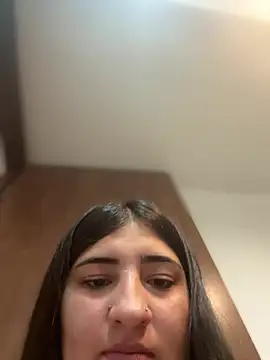 Snapshot of AhriCutte chatting on 03-07-25, 04:55 AhriCutte online show from 03-07-25, 04:55